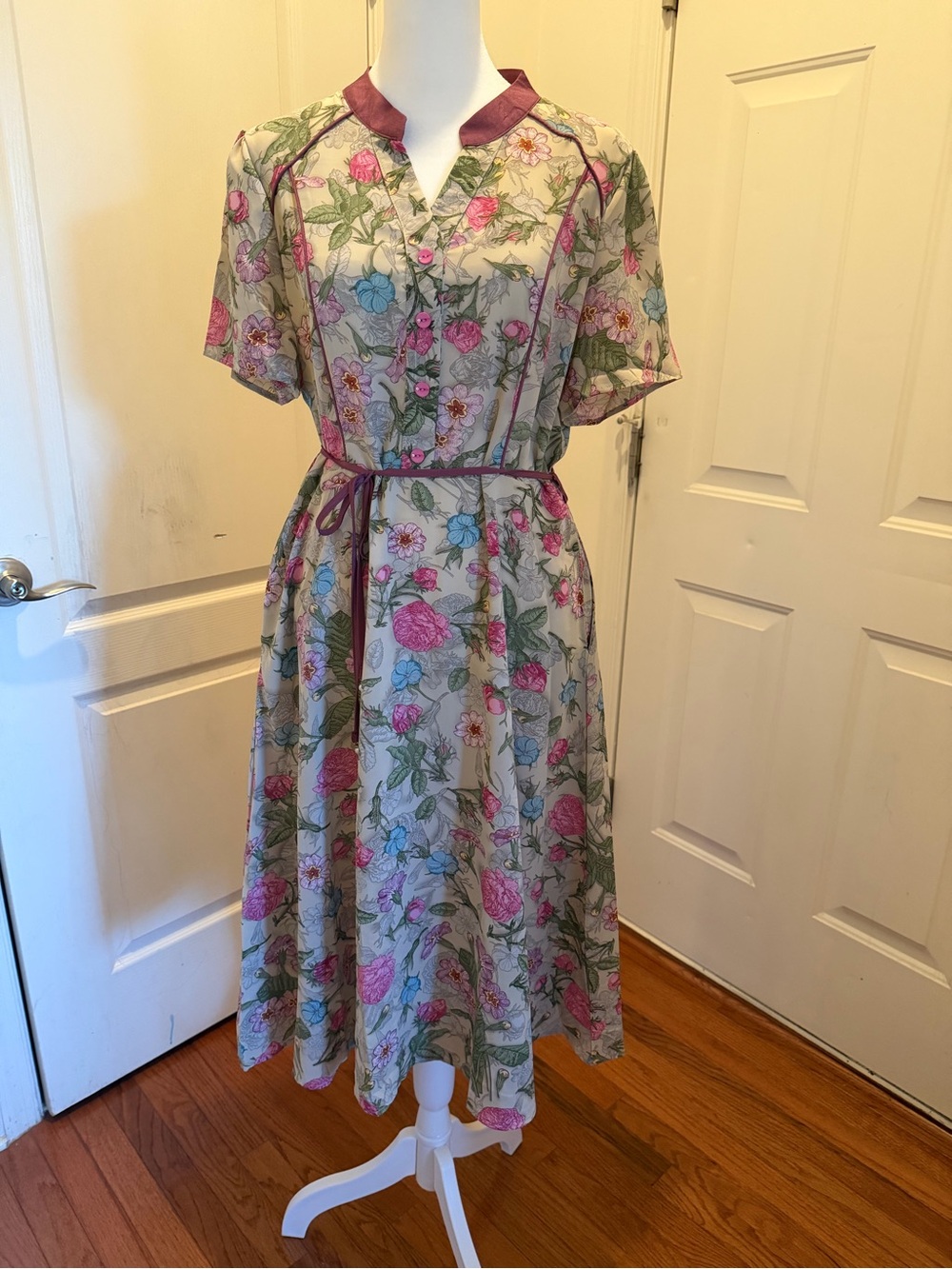 Women’s Floral Midi Dress with Pink Accents